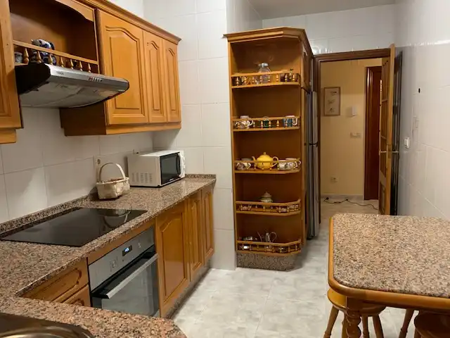 Cocina de Piso en venta en Ferrol con Calefacción, Parquet y Trastero