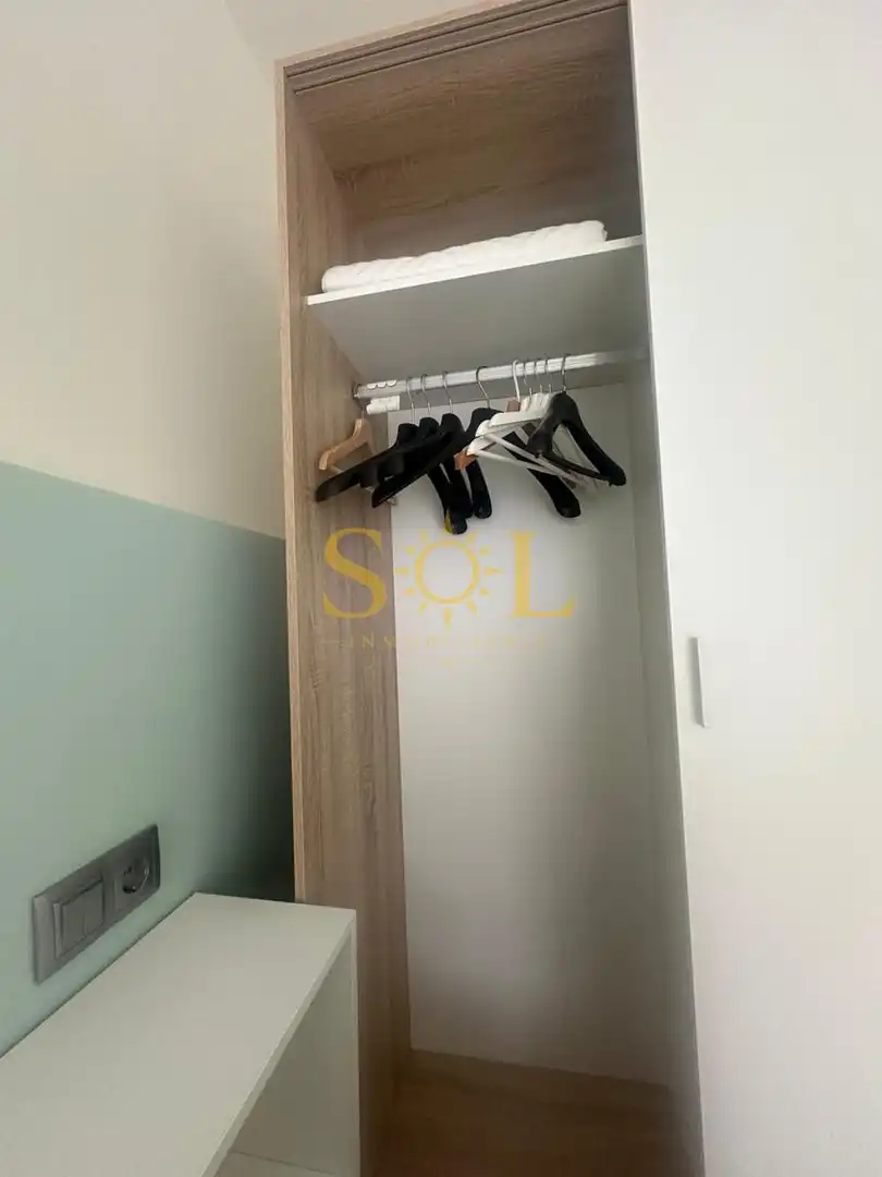 Terrassa de Pis en venda en León Capital  amb Calefacció, Moblat i TV