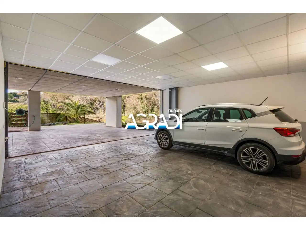 Parking of Houses for sale in Les Franqueses del Vallès  with Air Conditioner, Heating and Private garden