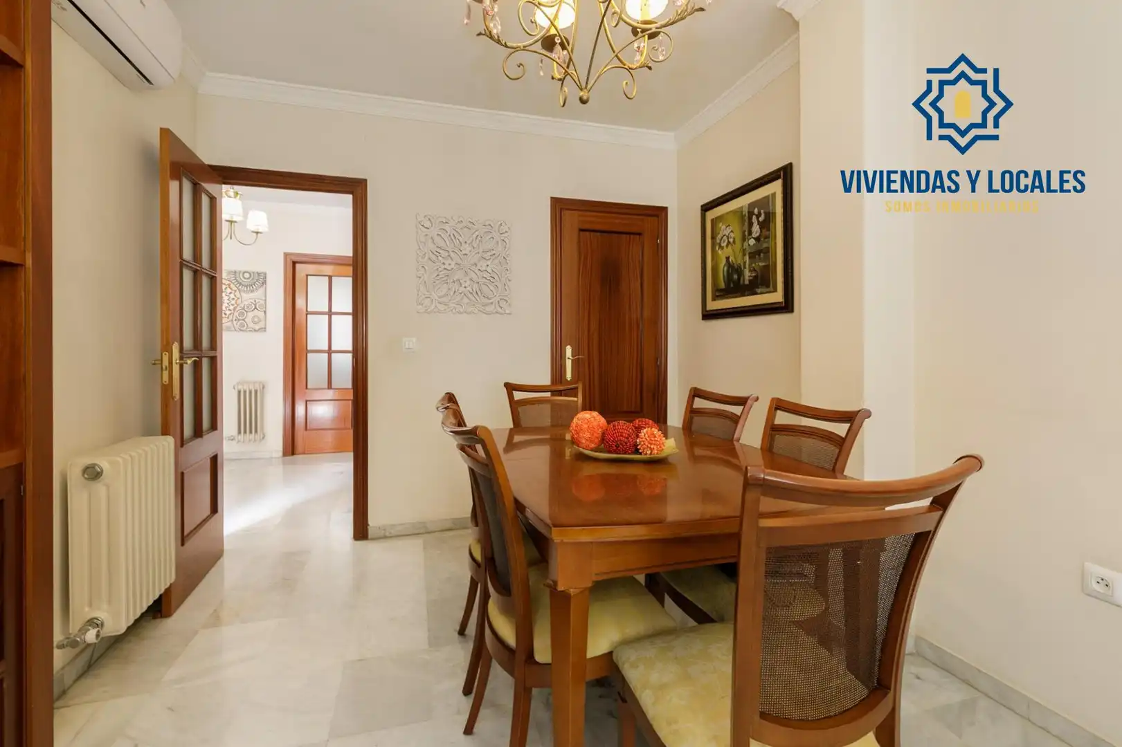 Casa adosada en venta en Angustias - Chana - Encina