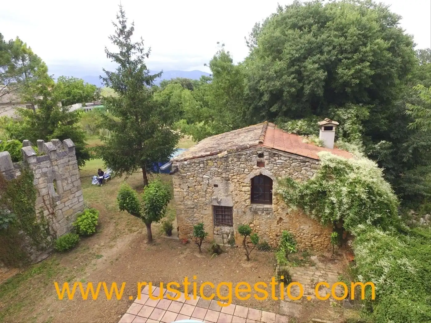 Country homes for sale in Serinyà