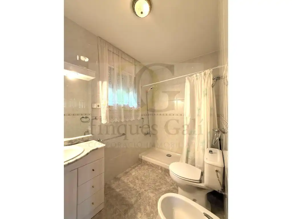 Bathroom of Houses for sale in Castellgalí  with Air Conditioner, Private garden and Terrace