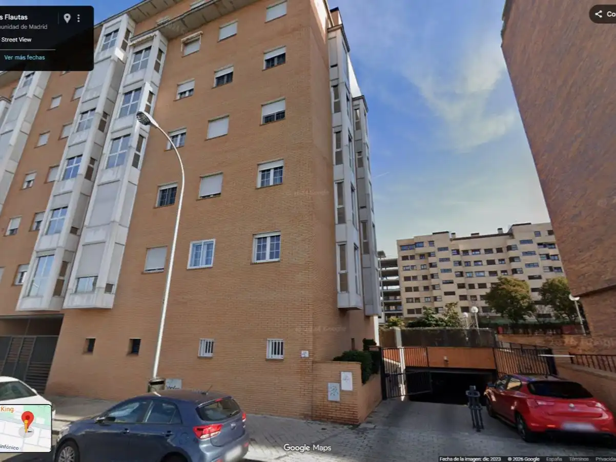 Vista exterior de Garatge de lloguer en Latina