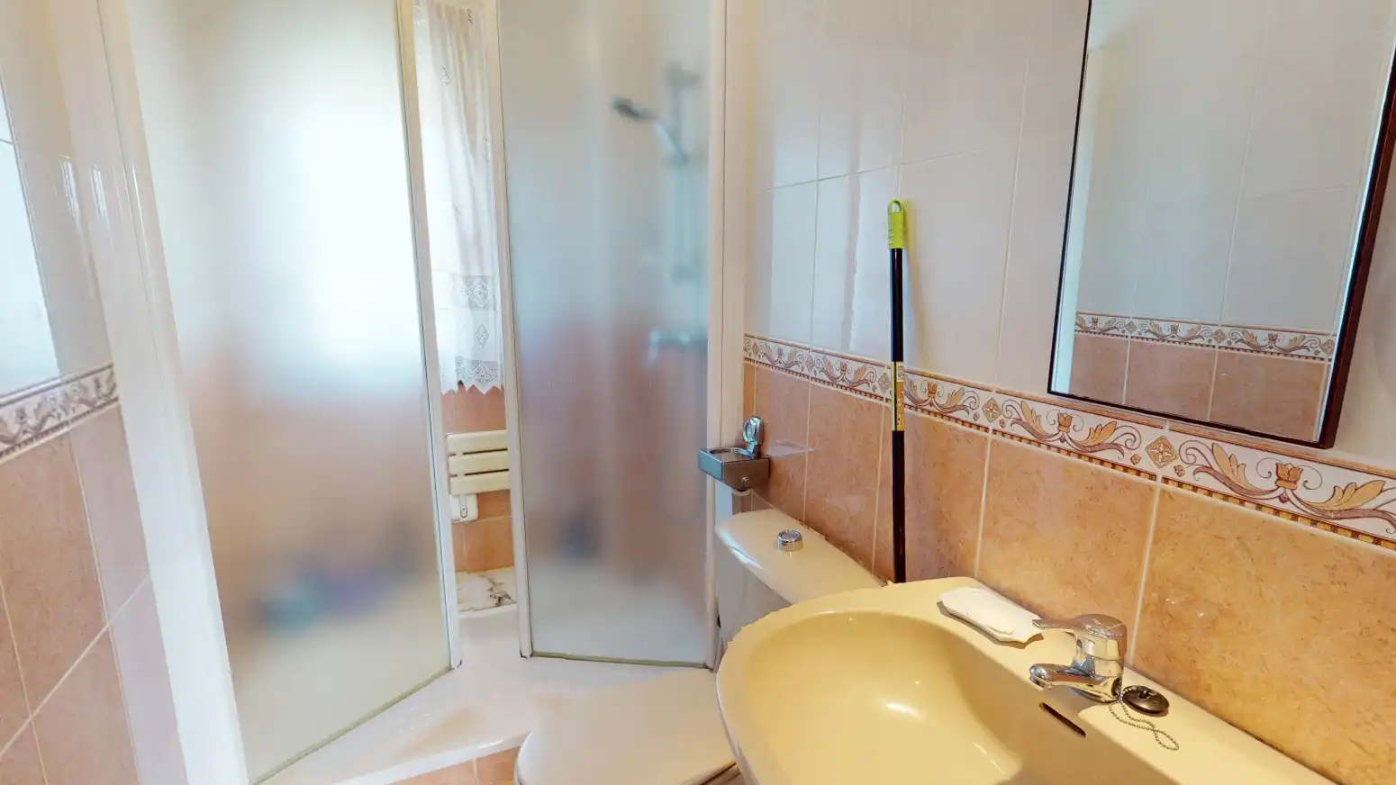 Baño de Casa o chalet en venta en Santander con Calefacción, Jardín privado y Parquet