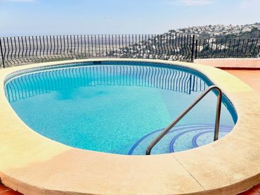 Villa con piscina in vendita a Pego