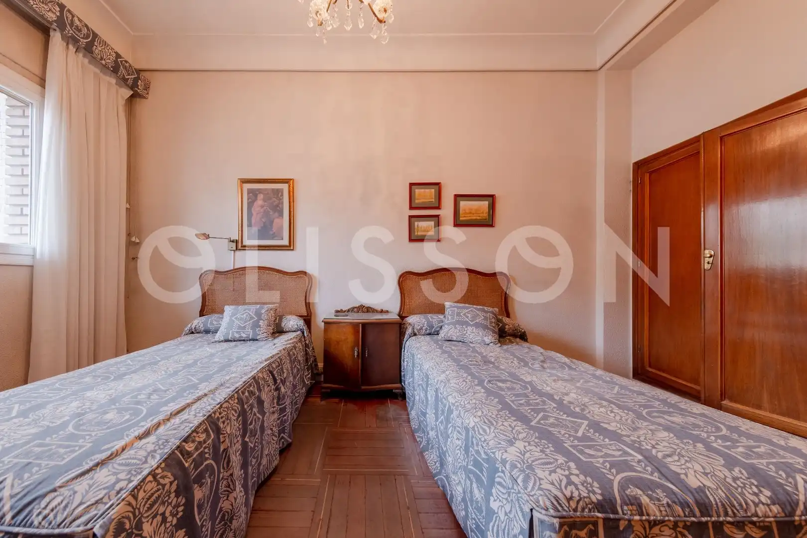Schlafzimmer von Wohnung zum Verkauf in Madrid mit Klimaanlage, Heizung und Terrasse