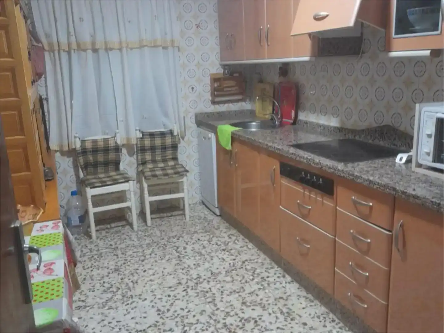 Cuina de Planta baixa en venda en Gorafe amb Jardí privat, Traster i Moblat