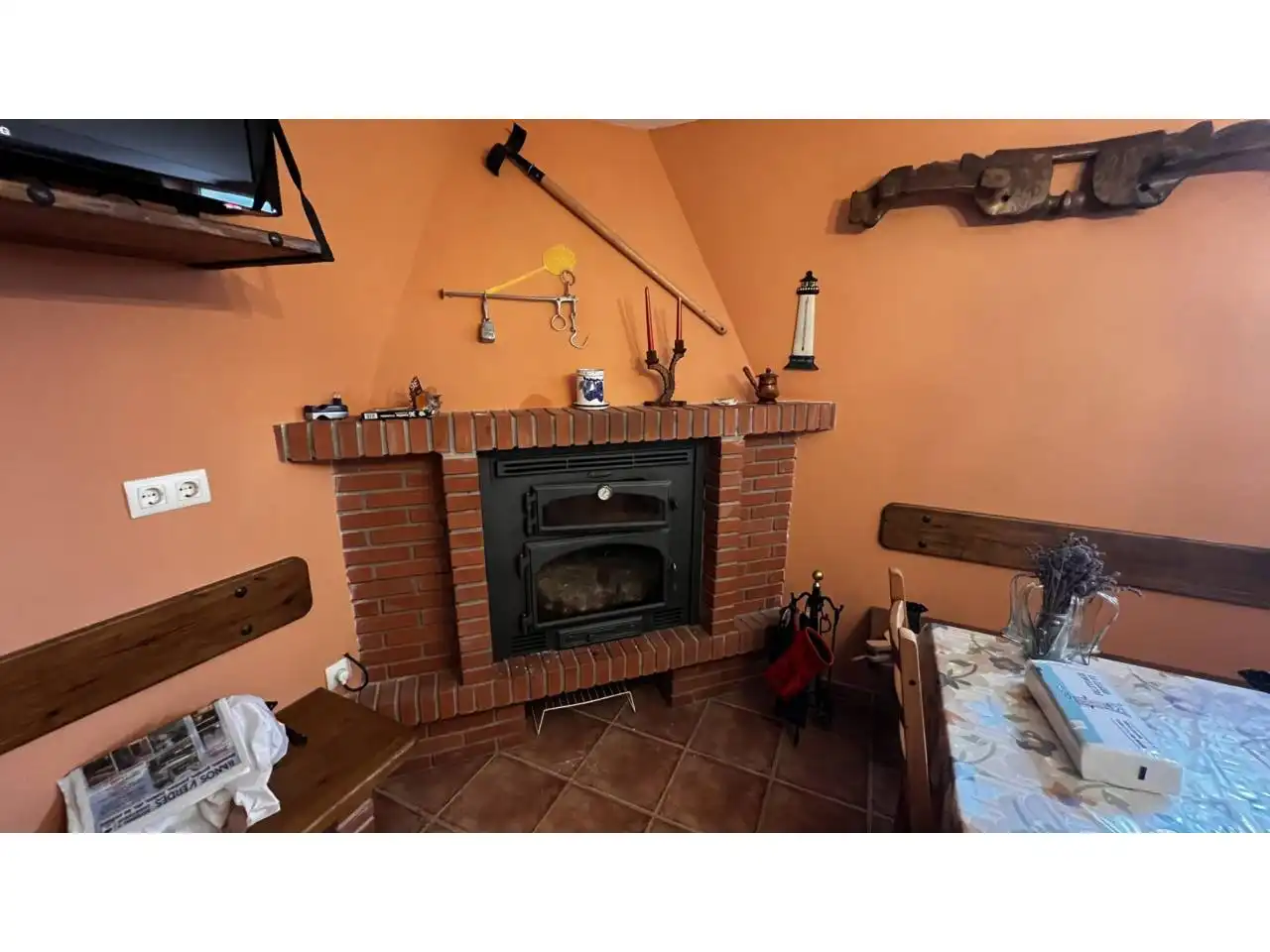 Living room of Detached homes for sale in Espinosa de los Monteros  with Heating, Private garden and Terrace