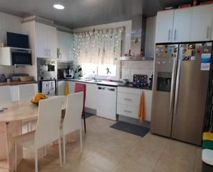 Cuina de Casa o xalet en venda en Riells i Viabrea amb Aire condicionat, Calefacció i Jardí privat