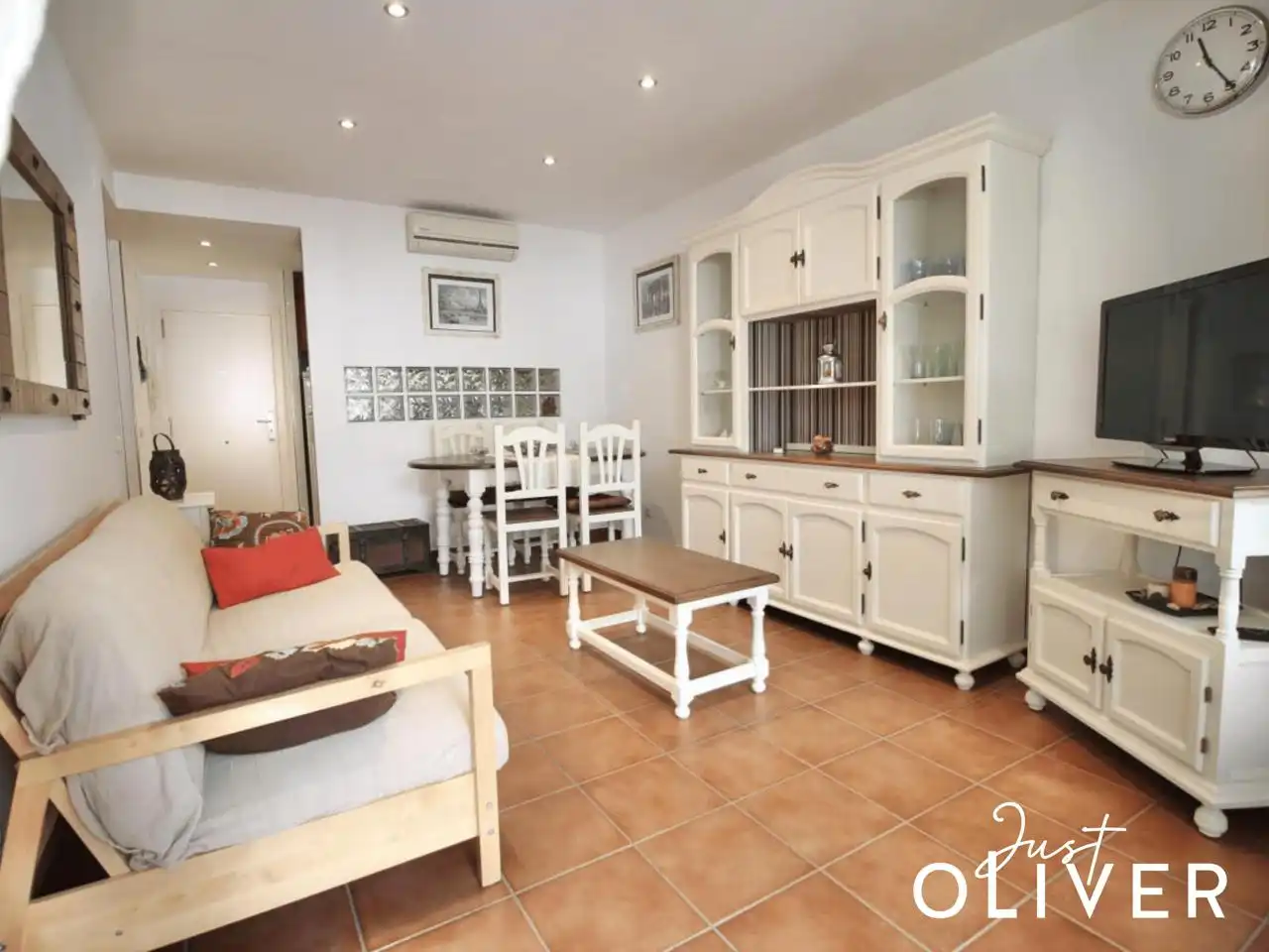 Sala de estar de Apartamento en venta en Salou con Terraza, Trastero y Amueblado