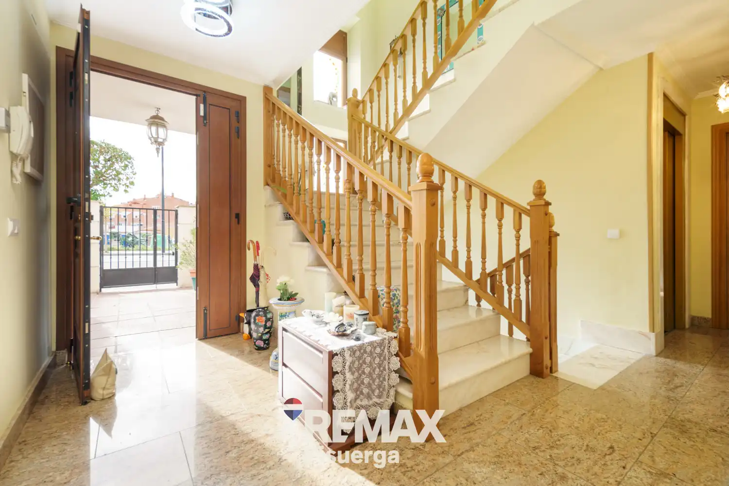 Casa o chalet en venta en Laguna de Duero con Aire acondicionado, Calefacción y Jardín privado