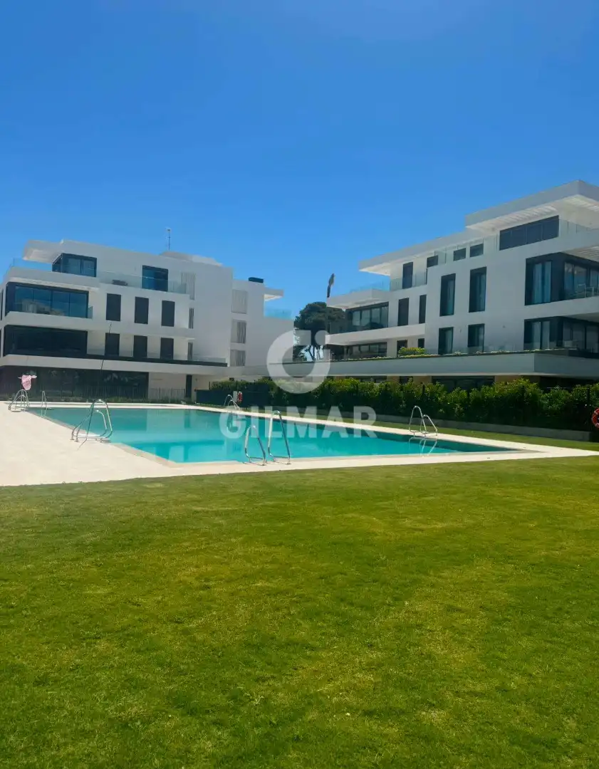 Piscina de Piso de alquiler en El Puerto de Santa María con Aire acondicionado, Calefacción y Terraza