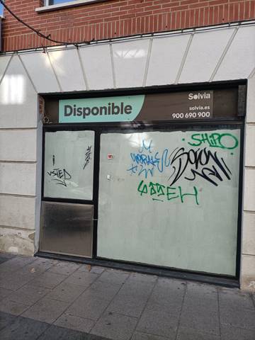 Local comercial en Alquiler en C/ Carretas en Centro