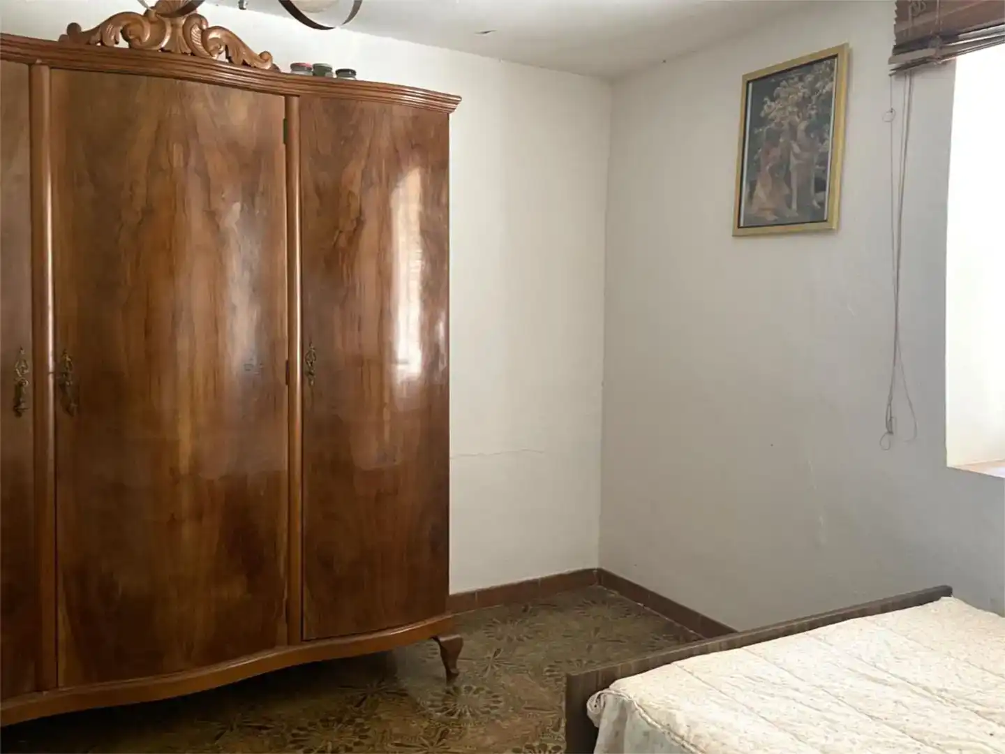 Bedroom of Detached homes for sale in Planes