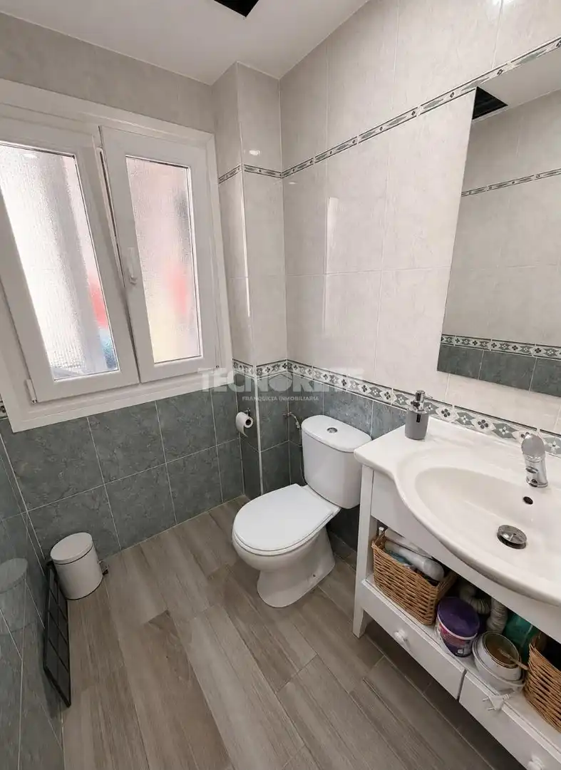 Baño de Piso en venta en Illescas con Aire acondicionado, Calefacción y Terraza