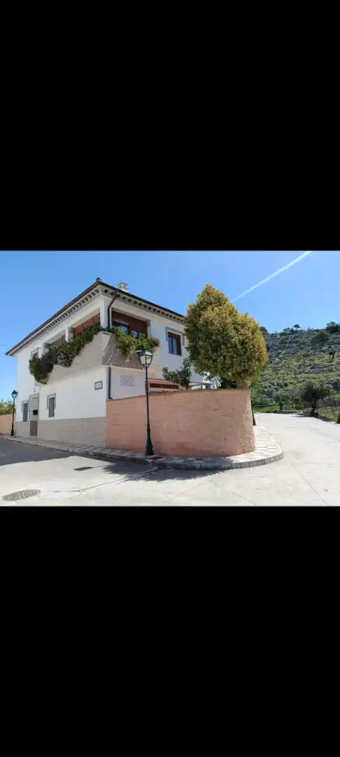 Vista exterior de Casa o chalet en venta en Cuevas del Becerro con Amueblado