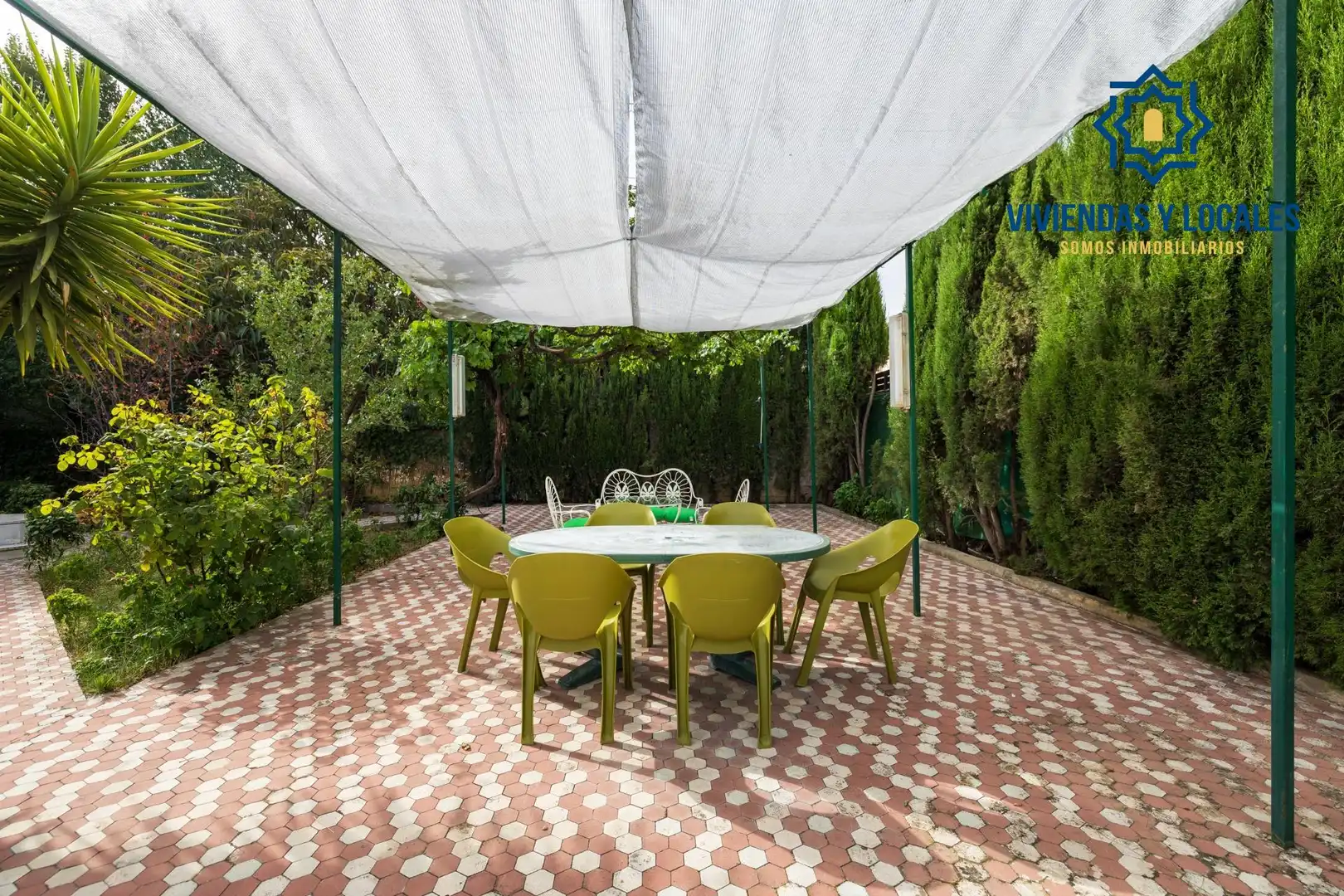 Terraza de Casa o chalet en venta en Armilla con Aire acondicionado, Calefacción y Jardín privado