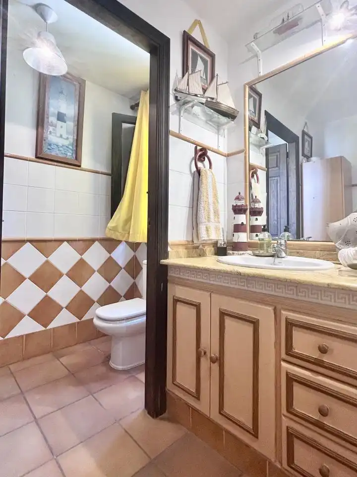 Bathroom of Houses for sale in Alicante / Alacant  with Air Conditioner, Private garden and Terrace