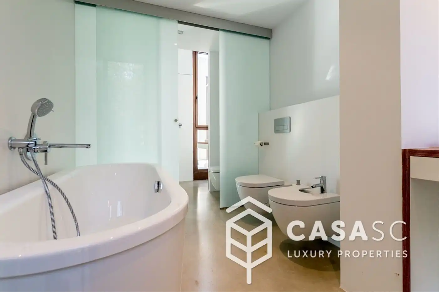 Bathroom of Houses for sale in Sant Cugat del Vallès  with Air Conditioner, Heating and Private garden