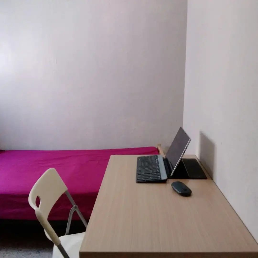 Bedroom of Flat for share in Sevilla  with Heating, Furnished and TV