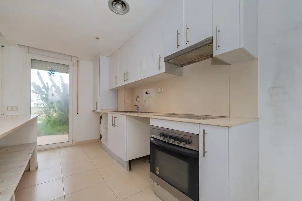 Cocina de Piso en venta en Sant Josep de sa Talaia con Piscina