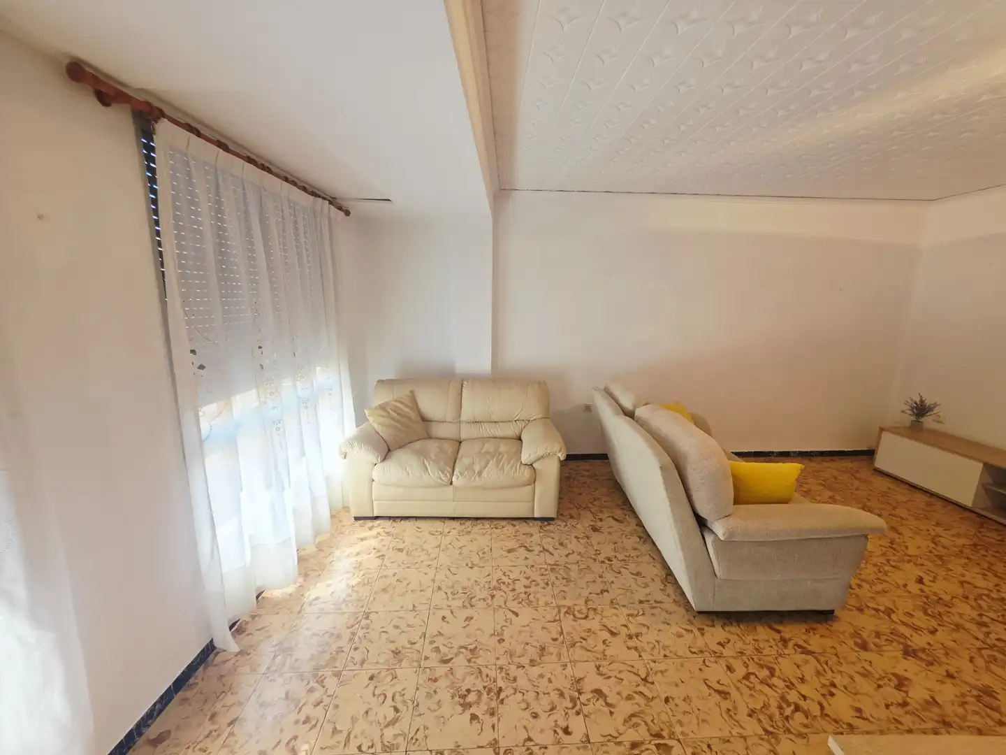 Living room of Flat for rent in Vila-real  with Storage room, Furnished and Oven