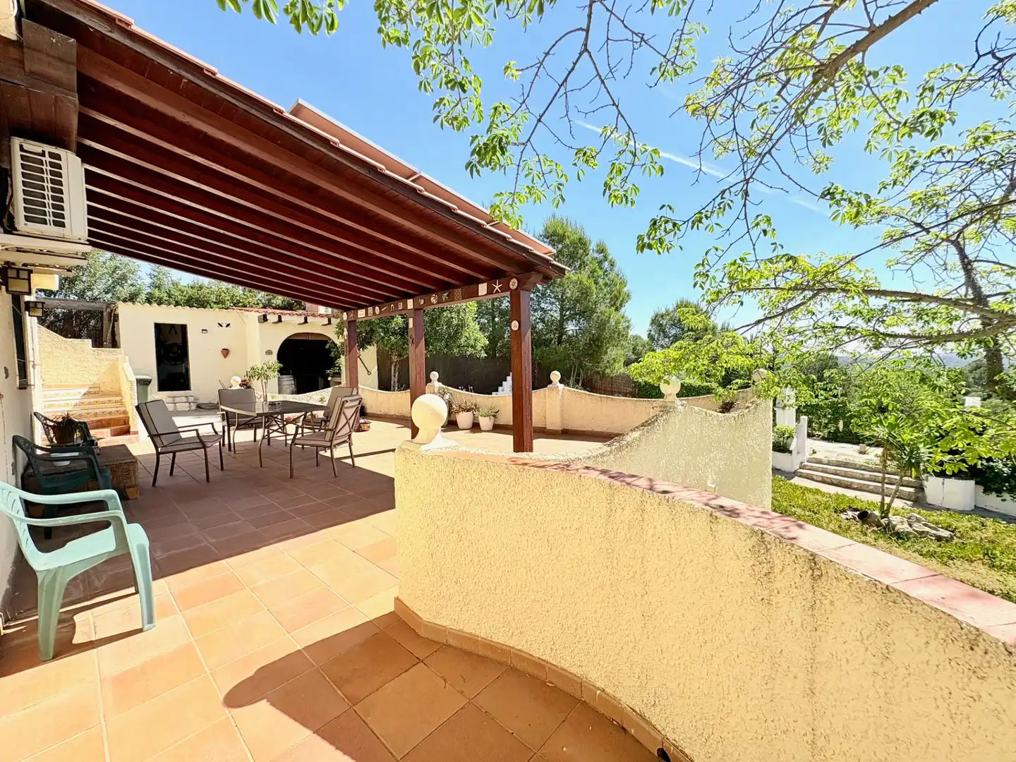 Terrassa de Casa o xalet en venda en Cheste amb Aire condicionat, Calefacció i Jardí privat