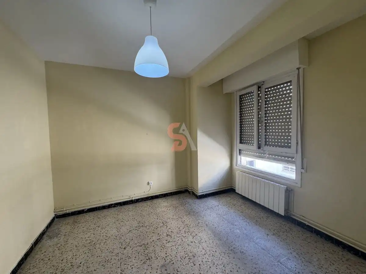 Habitación de Piso de alquiler en Valladolid con Calefacción