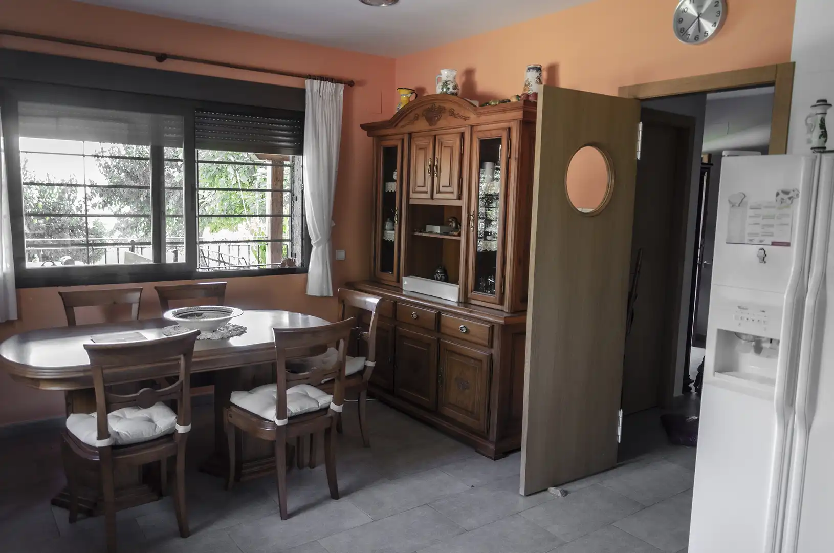 Comedor de Finca rústica en venta en La Adrada  con Jardín privado, Terraza y Piscina