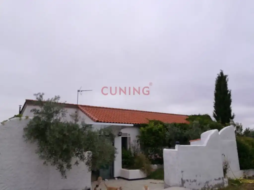 Außenansicht von Residential zum Verkauf in Alcuéscar