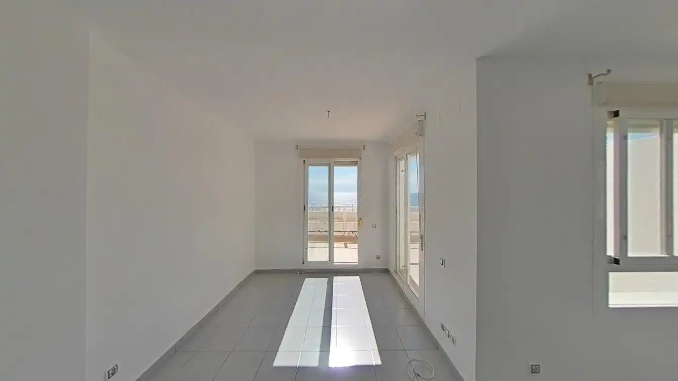 Dúplex en venda en Benidorm amb Piscina