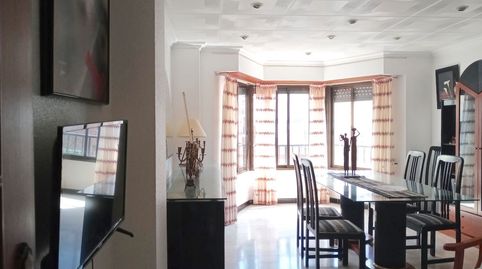 Situado en pleno centro de Cullera, en la plaza de la Llibertat, encontramos este duplex. Localización muy práctica para el día a, imatge 4