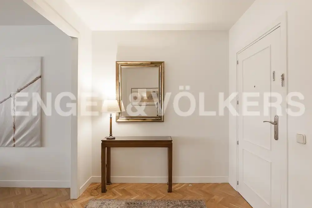 Flat for rent in Madrid  with Air Conditioner, Heating and Private garden