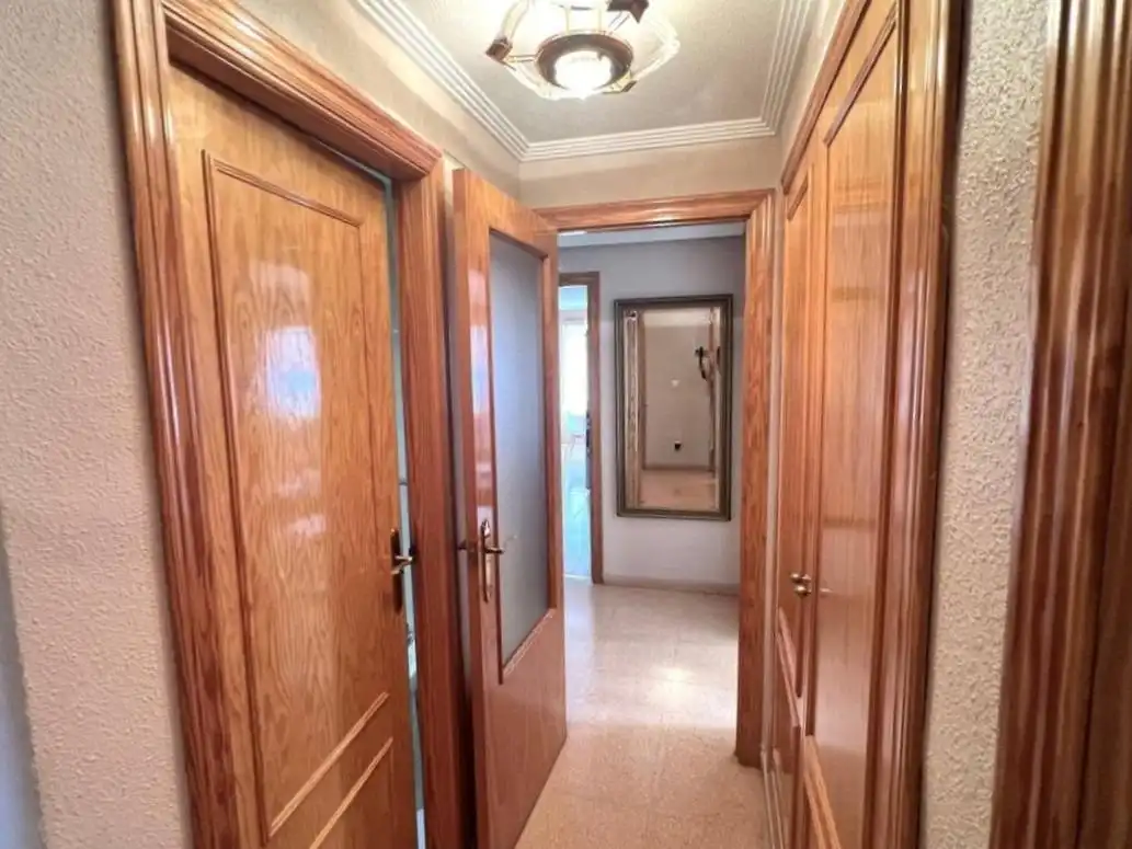 Piso en venta en Alicante / Alacant con Jardín privado, Terraza y Trastero