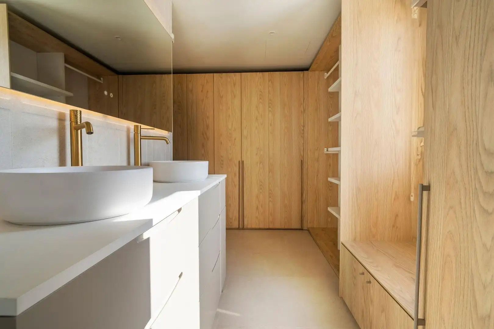 Bedroom of Attic for rent in Valencia  with Air Conditioner, Heating and Terrace