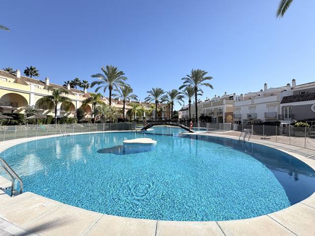 Casa adosada en Venta en Bahía de Marbella