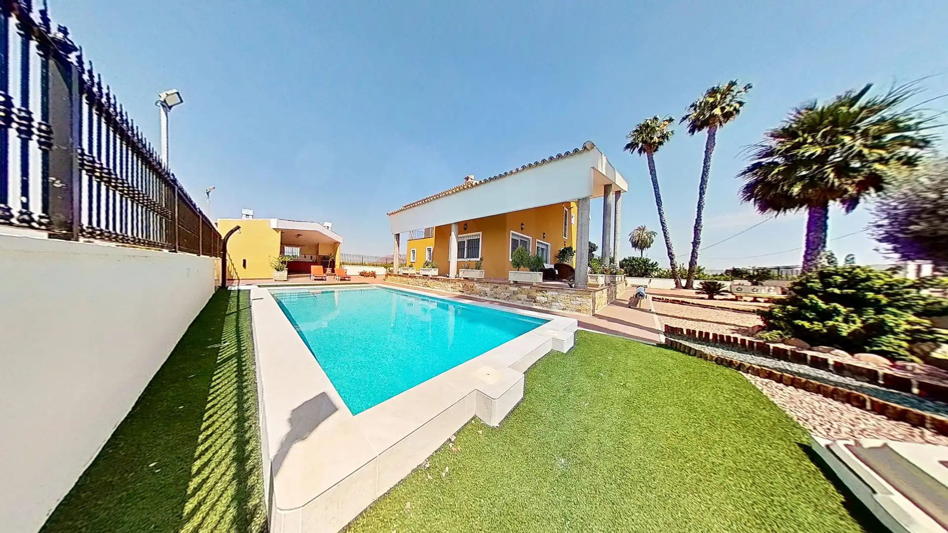 Piscina de Casa o chalet en venta en Orihuela con Aire acondicionado y Calefacción