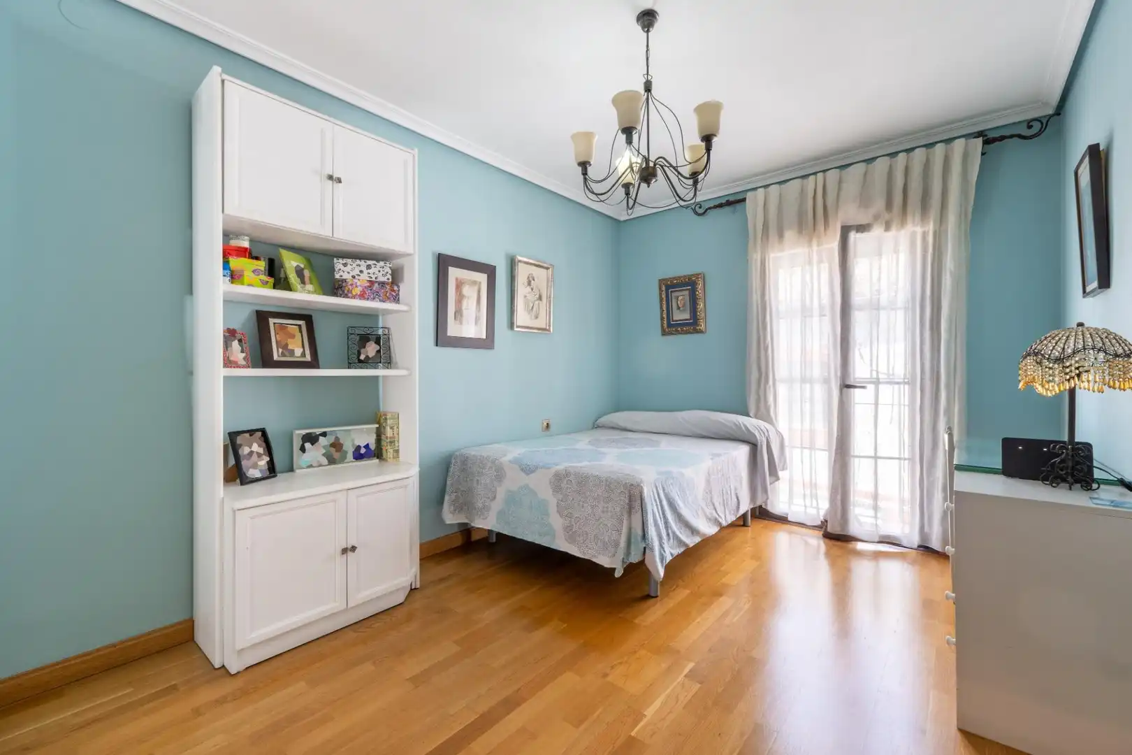 Bedroom of Detached homes for sale in Córdoba  with Air Conditioner, Heating and Storage room