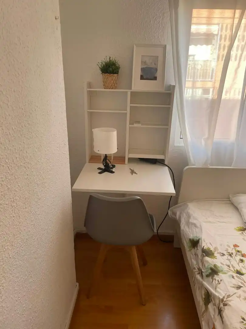 Habitación de Piso para compartir en Valencia con Aire acondicionado, Calefacción y Lavadora