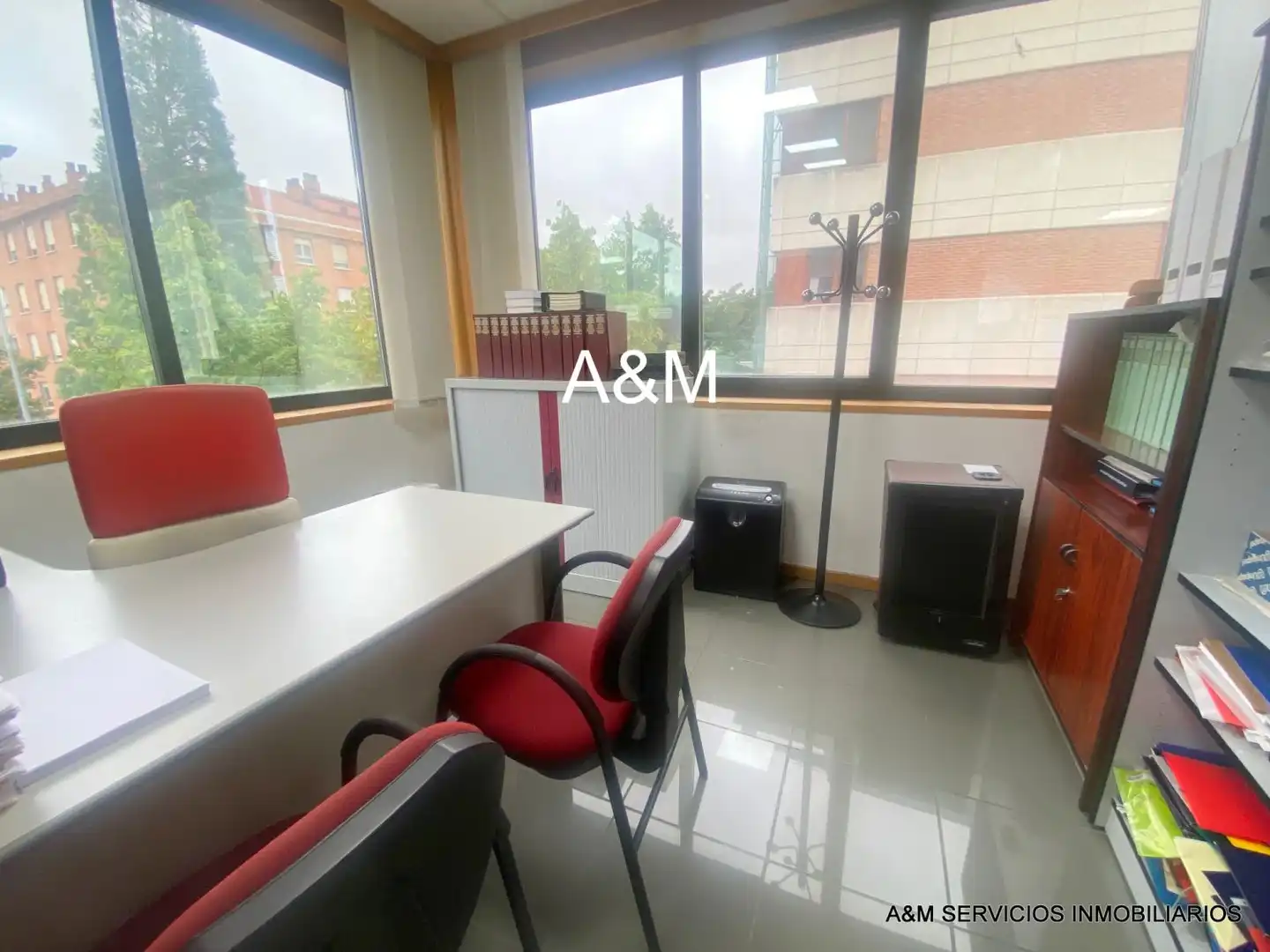 Office for sale in Vitoria - Gasteiz  with Air Conditioner