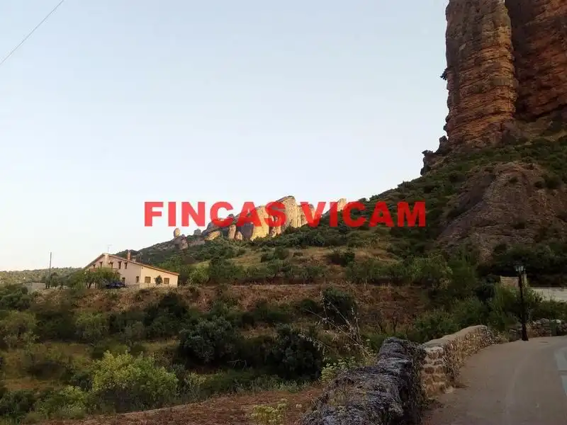 Finca rústica en venda en Agüero amb Calefacció, Jardí privat i Terrassa