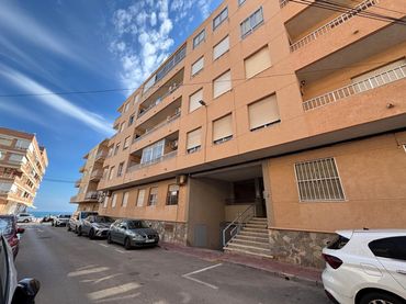 Piso con ascensor en venta en La Mata