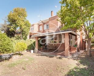 Garden of Single-family semi-detached for sale in  Madrid Capital  with Air Conditioner, Heating and Private garden