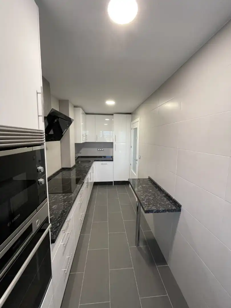 Cocina de Piso de alquiler en Badajoz con Aire acondicionado, Calefacción y Amueblado