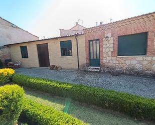 Vista exterior de Casa o xalet en venda en Solarana amb Calefacció, Moblat i Forn