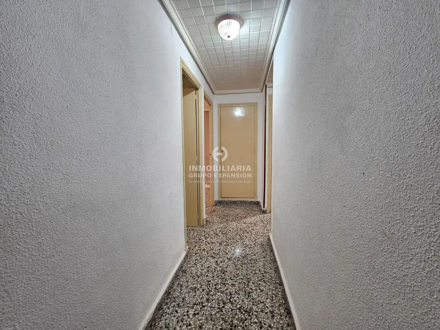 Piso en venta en Novelda con Balcón