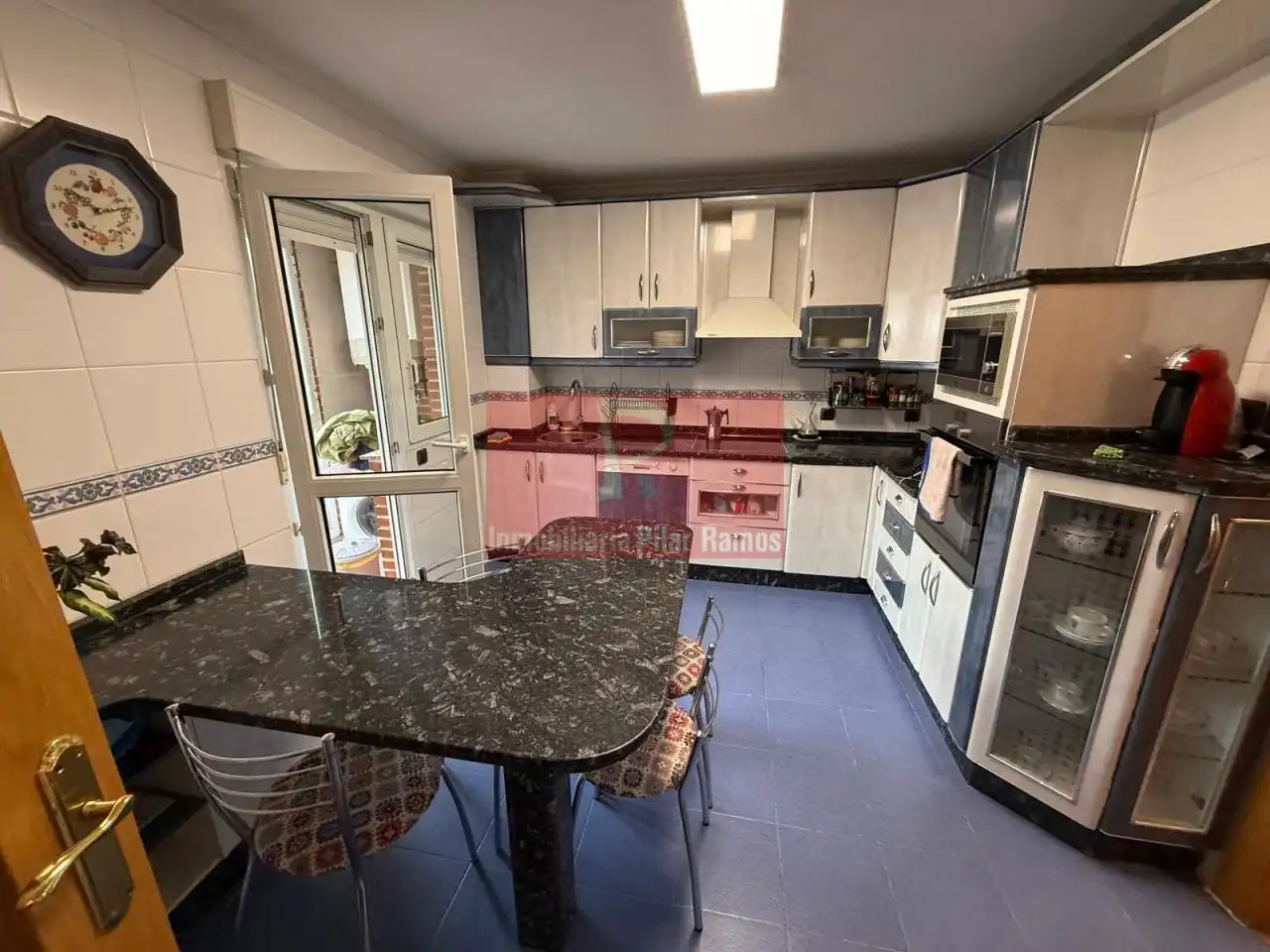 Cocina de Piso en venta en San Andrés del Rabanedo con Calefacción, Parquet y Terraza