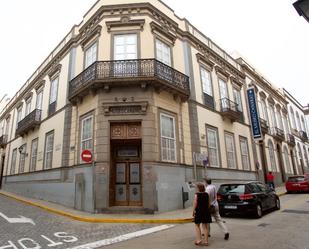 Vista exterior de Oficina en venda en Las Palmas de Gran Canaria amb Aire condicionat