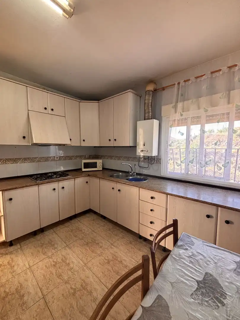 Kitchen of Flat for rent in Taberno