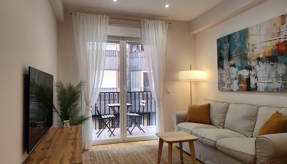 Piso de alquiler en Universidad - Malasaña - Imagen 2